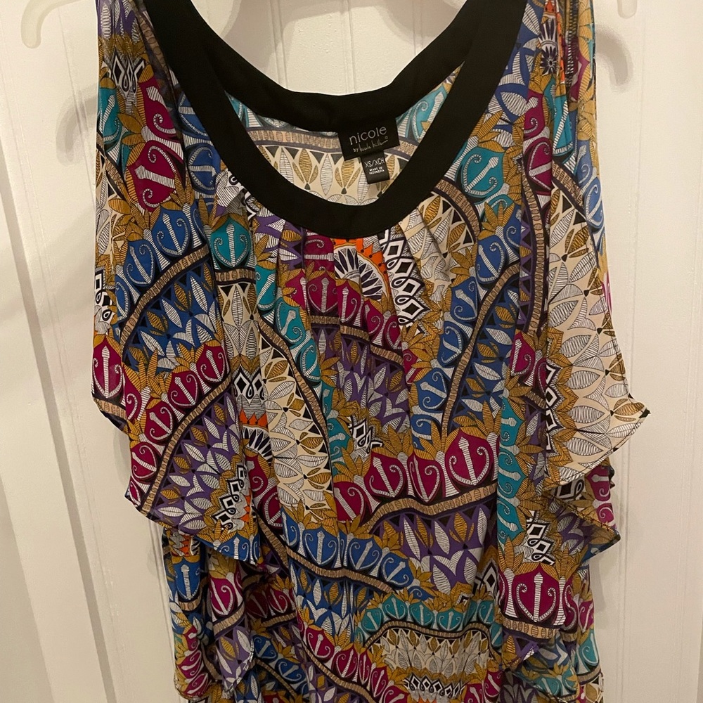 Nicole brand Size XS ladies top. Multi colored